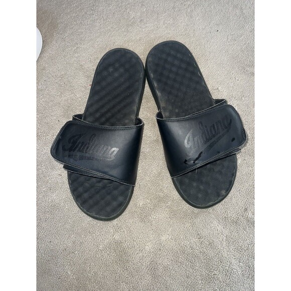 Indiana Hoosiers Men’s Size 12  Red White Black Flip Flops Slides Sandles - Picture 4 of 5